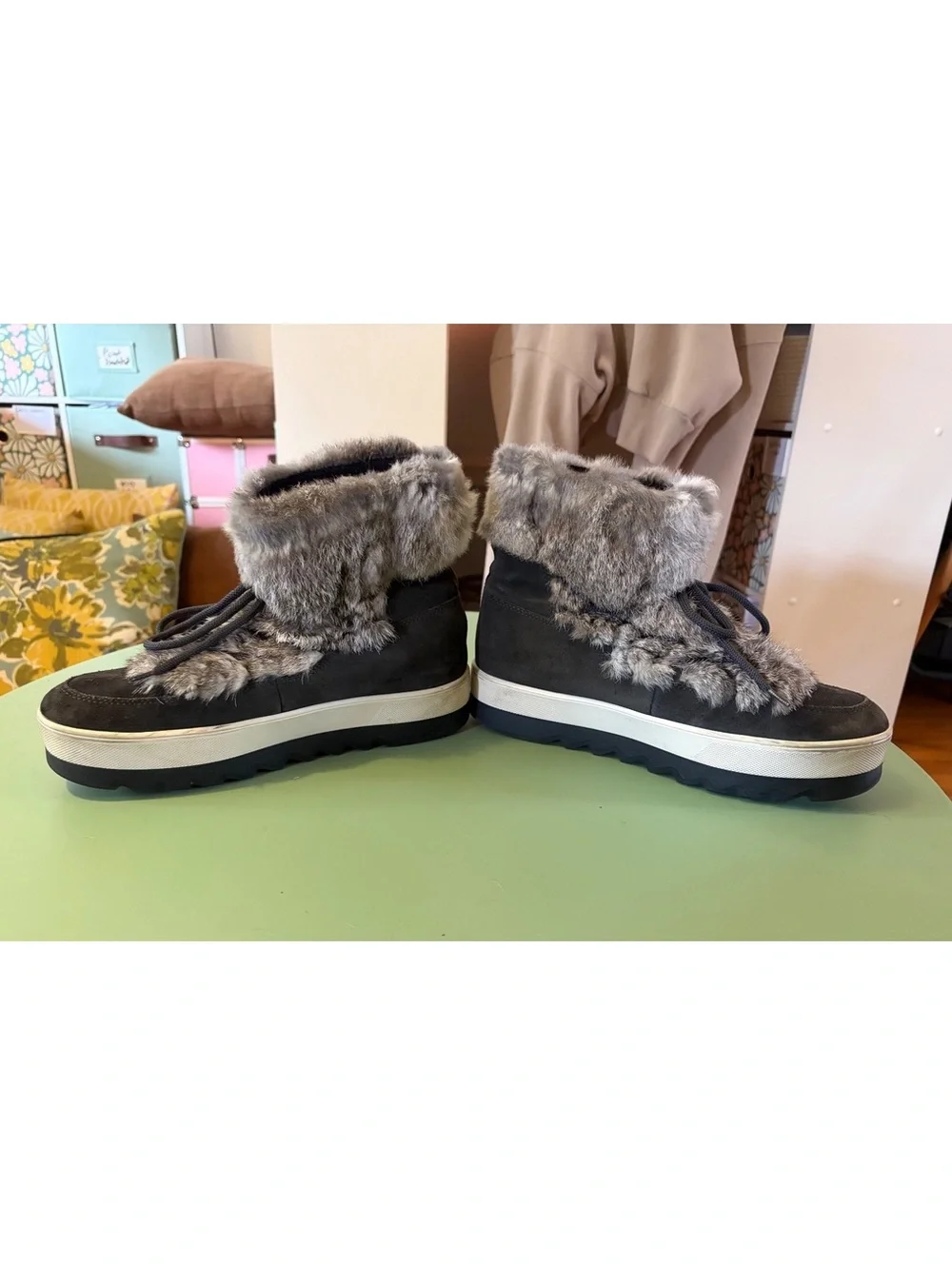 Cougar Gray Suede Fur Winter Boots